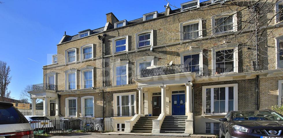 			Garden, 1 Bedroom, 1 bath, 1 reception Apartment			 Stamford Hill, Stoke Newington